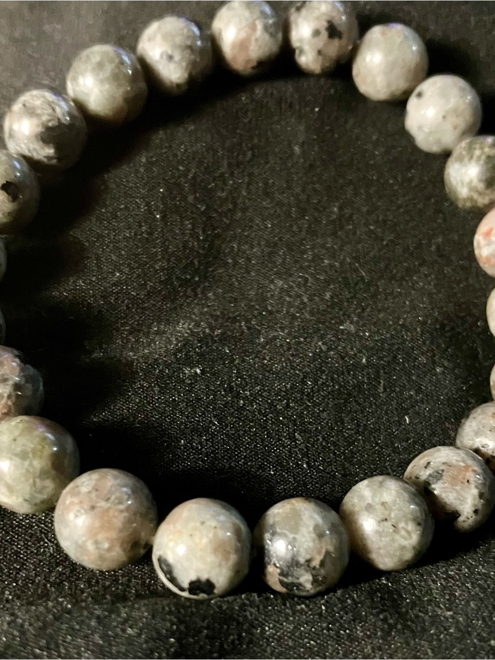 Beaded Natural Jasper Stretch Bracelet in Gray-Green